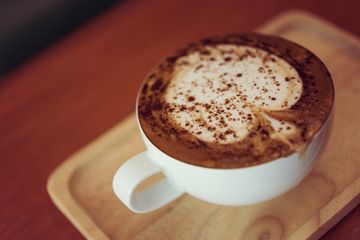 Kopi Campur Cokelat: Rahasia Fokus Meningkat dan Mood Bahagia