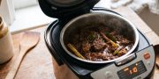 Tips Rendang Empuk di Rice Cooker: Tanpa Santan, Hemat Gas, Rasa Tetap Juara!