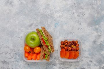 Kebiasaan Bawa Bekal Buah: Camilan Sehat Anak Kos & Kantoran