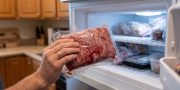 Daging Dicairkan Lalu Dibekukan Lagi, Aman atau Merusak Rasa?