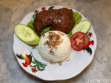 Kopitiam Heritage di Blok M: Kaya Toast Lembut & Ayam Bumbu Rujak