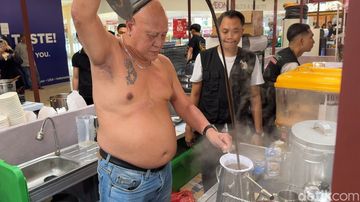 Serunya Festival Kampung Legendaris Jakbar: 40+ Kuliner Nusantara di Mal Ciputra
