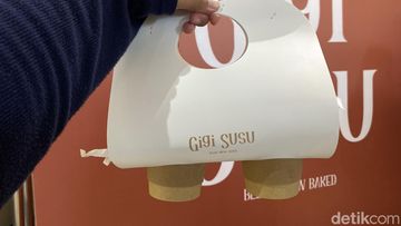 Rela Antre 1 Jam Demi Latte Viral Gigi Susu di TSM Cibubur