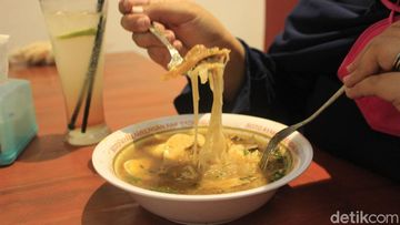 5 Soto Ayam Legendaris di Jakarta yang Selalu Diburu Pembeli