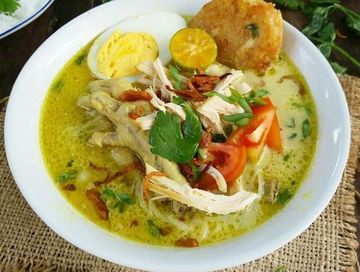 Bukan Sekadar Sup, Ini Ciri Khas Soto Asli Indonesia