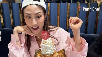 Ayu Dewi Kulineran di Bangkok: Cicip Omelet Kepiting & Thai Tea