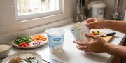 Wadah Bekas Yogurt Aman untuk Simpan Bahan Masak? Cek Dulu