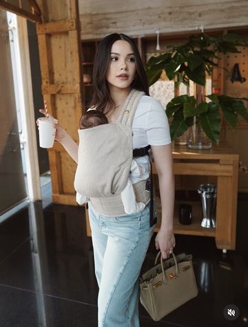 Serunya Alyssa Daguise Ajak Baby Soso Ngopi dan Kulineran