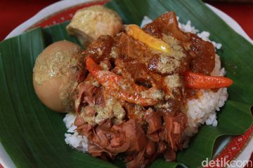 5 Jajanan Viral di Stasiun Gondangdia, Gudeg hingga Dimsum