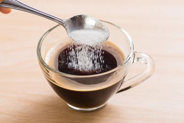 Sejumput Garam di Kopi: Rahasia Manis Alami Terungkap