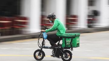 Driver Ojol Kerap Dapat Tip, Balas Traktir Minuman Pelanggan