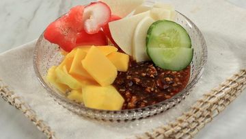 5 Olahan Buah Pedas yang Unik, dari Rujak hingga Nata de Coco