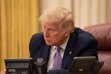Pola Makan Ekstrem Donald Trump: Tanpa Sarapan, 4.400 Kalori Sehari